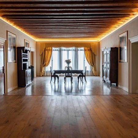 Palazzo Titti Rialto Suites Venise Extérieur photo