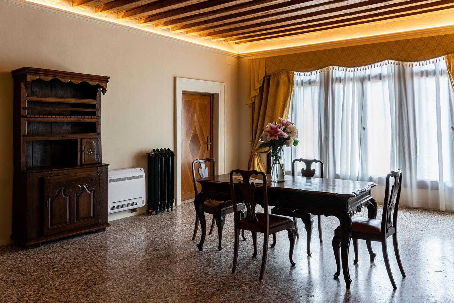 Palazzo Titti Rialto Suites Venise Extérieur photo