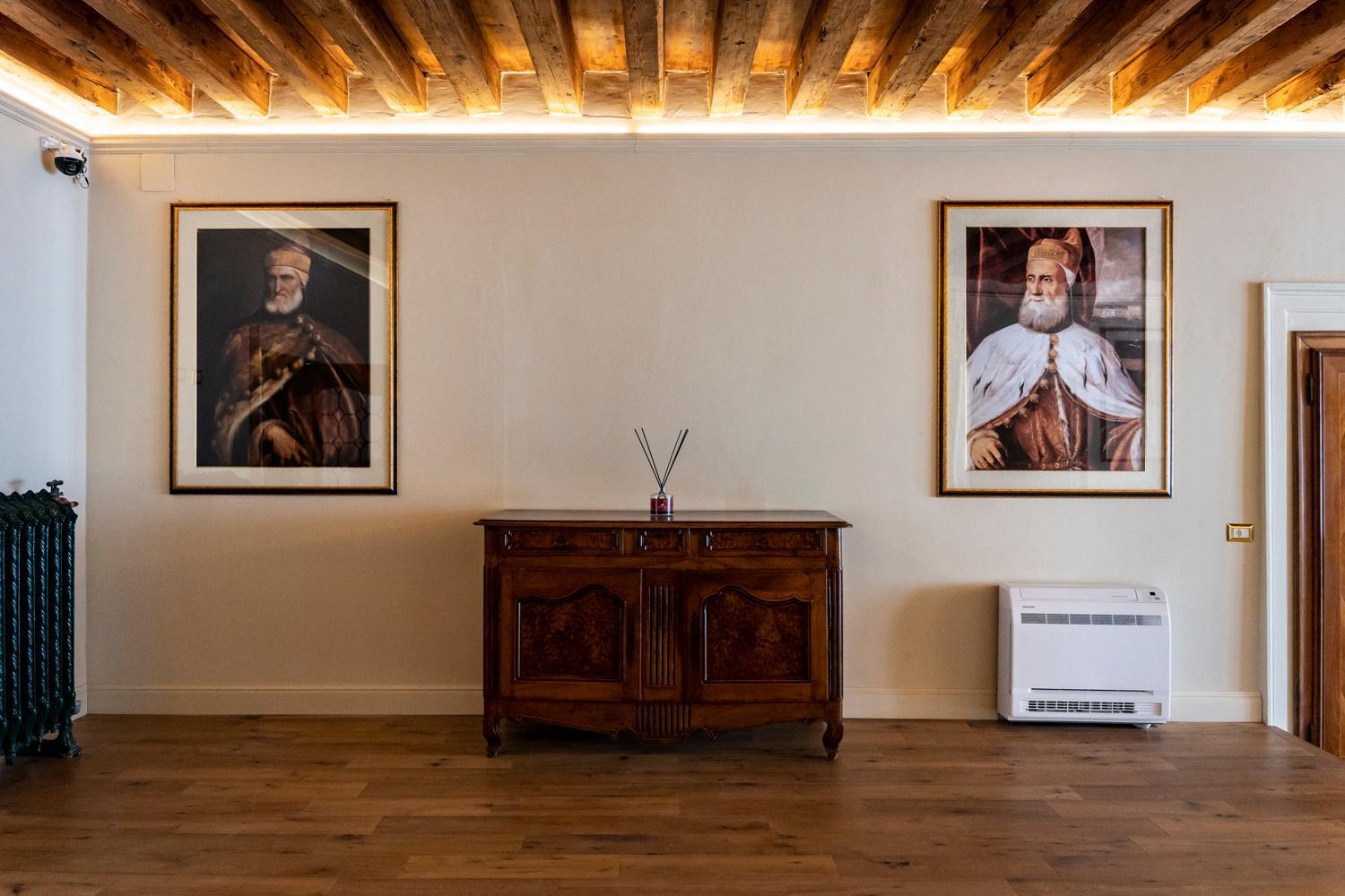 Palazzo Titti Rialto Suites Venise Extérieur photo